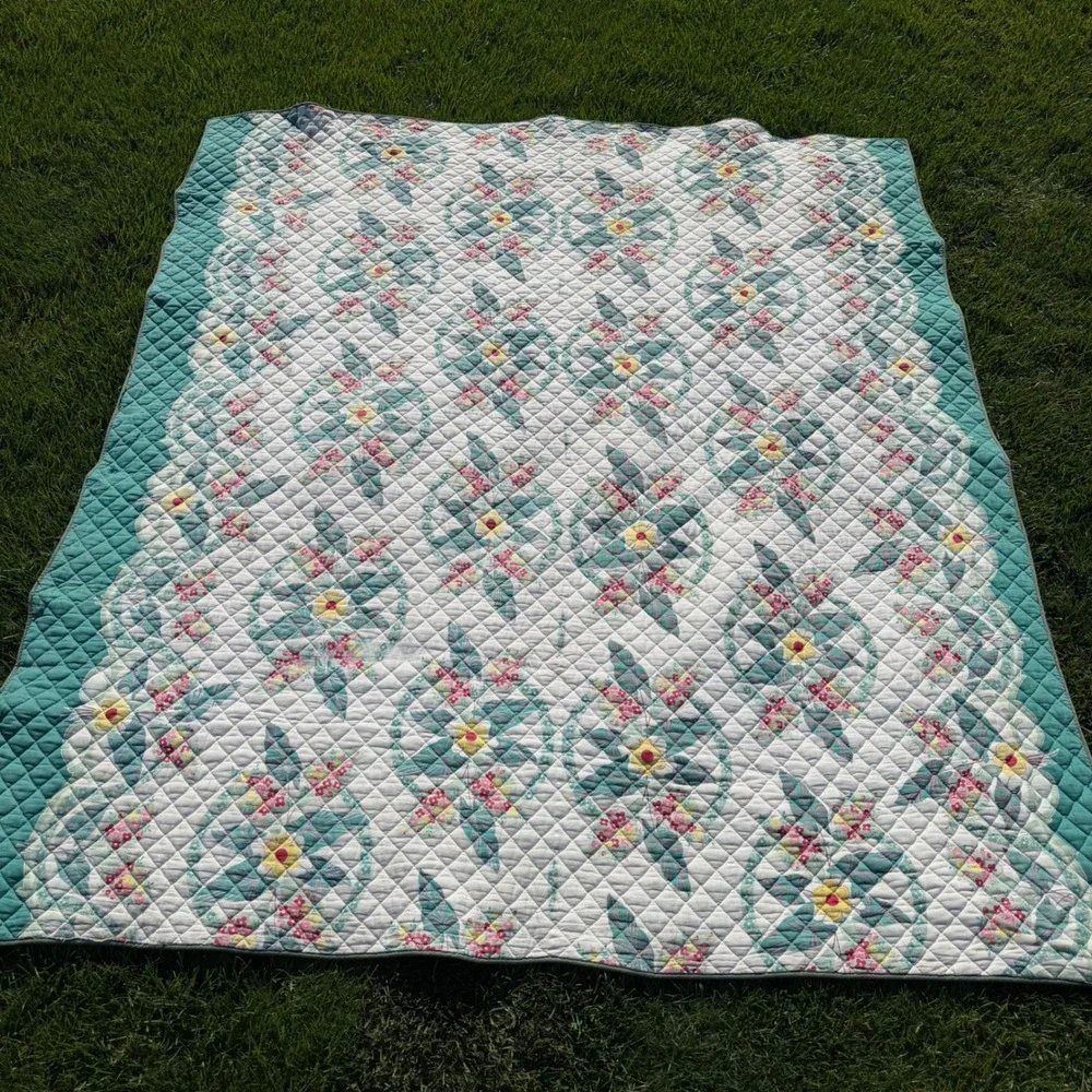 Columbia Ideal Quilting Co Floral Bedspread Teal Pink Yellow Quilted 80x70 B+